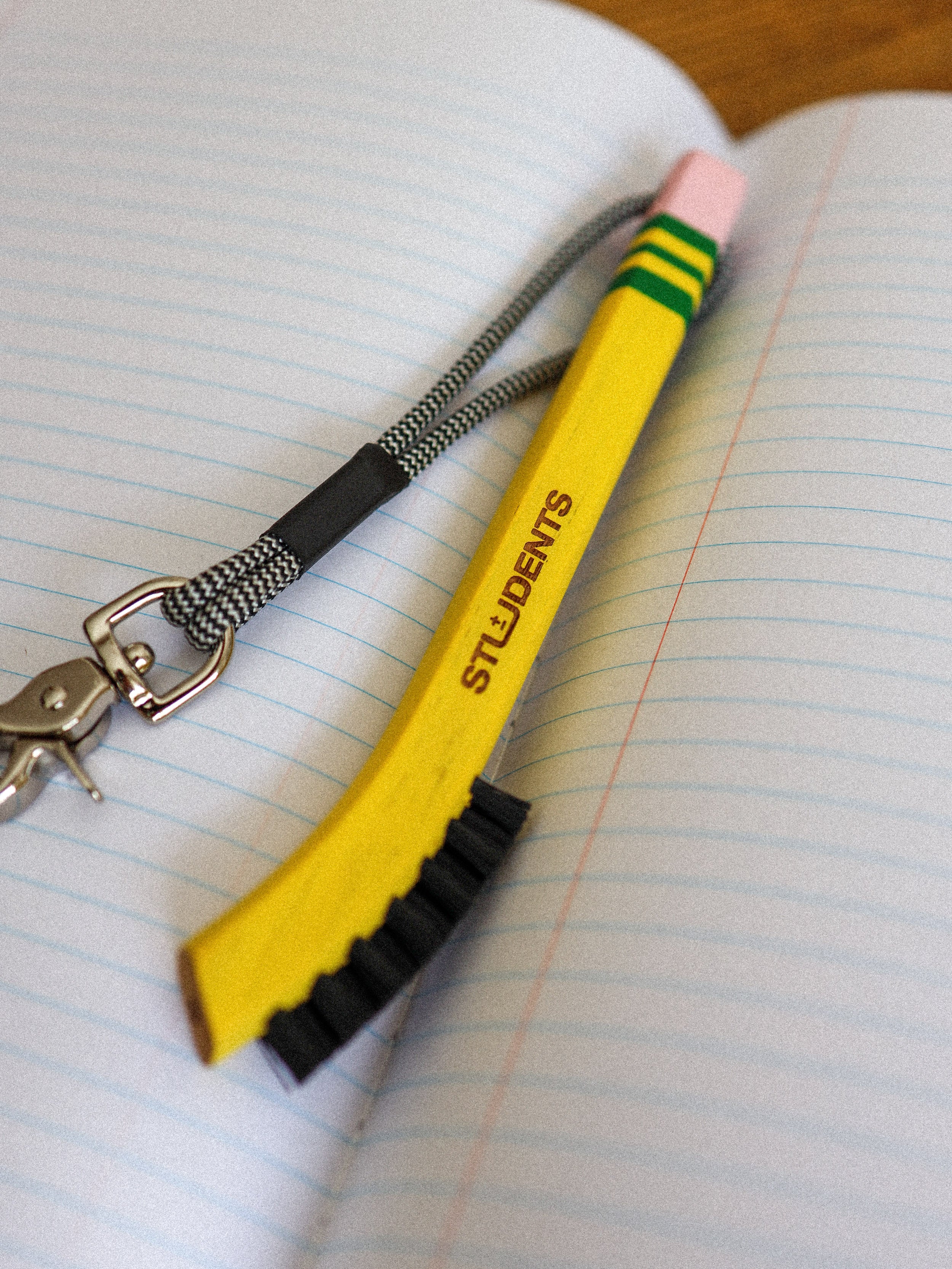 Students x Dimple & Divot Pencil Brush