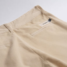 Load image into Gallery viewer, Duncan Wide Wale Corduroy Pants

